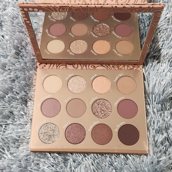 Colourpop Menage a Muah 12 Pan Pressed Powder Eyeshadow Palette - Picture 1 of 6